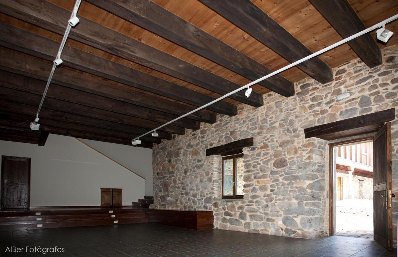 Albergue Francisco Giner De Los Rios Villablino Exterior foto